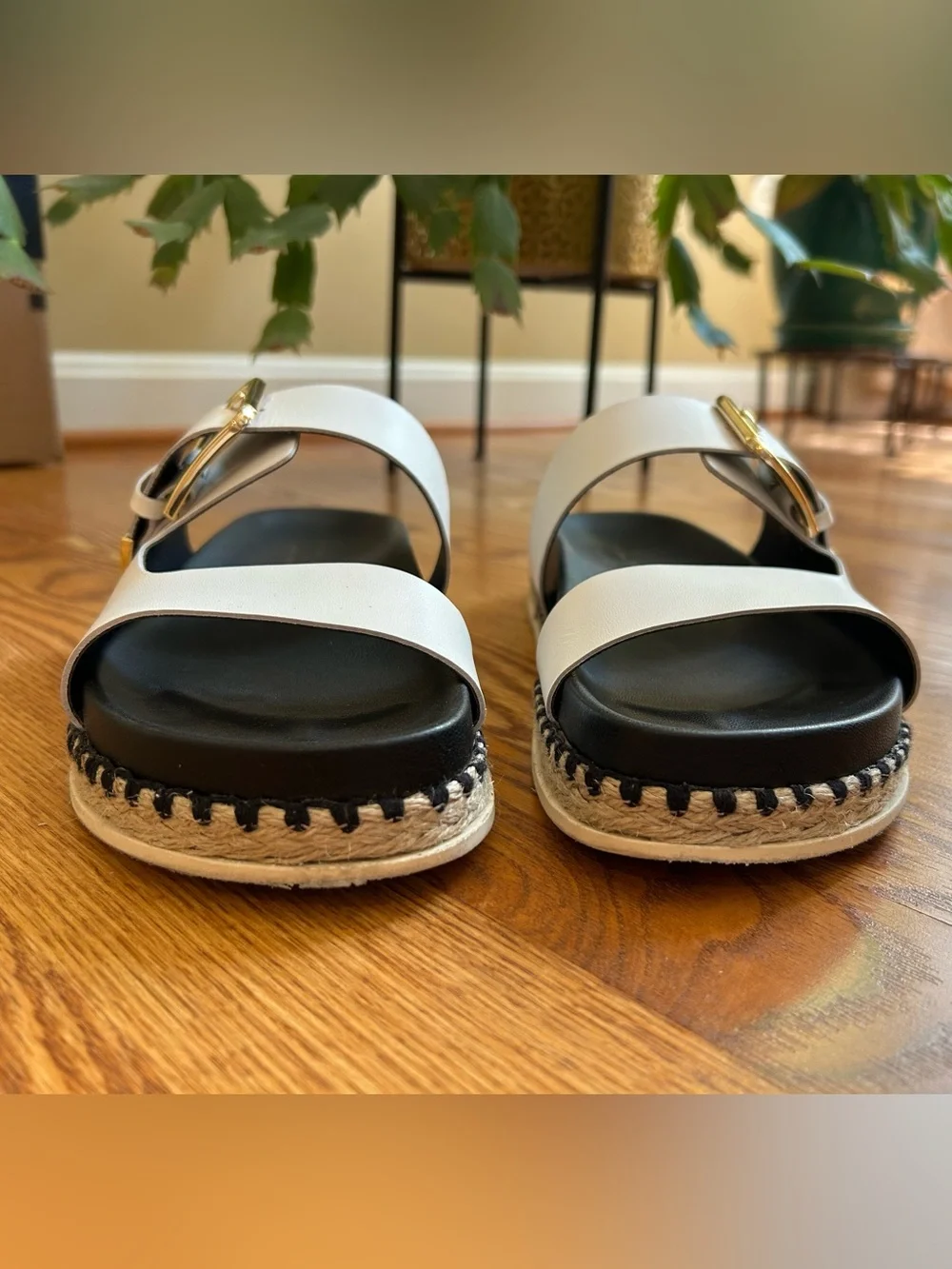 Mila Paoli leather sandals. Made in Italy